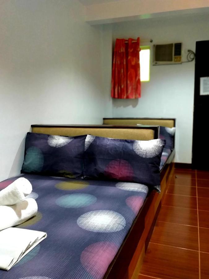 Park Vil-La Apartelle Ciudad Quezon Exterior foto
