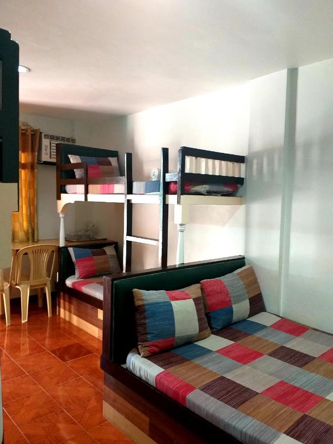 Park Vil-La Apartelle Ciudad Quezon Exterior foto